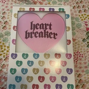 Jeffree Star Heart bracker mirror